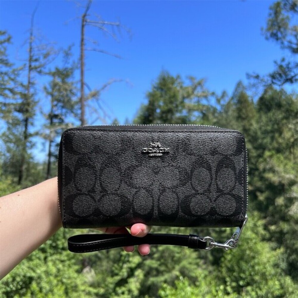 COACH Long Zip-Around Signature Black/Gray Wallet Silver Hardware AUTHENTIC